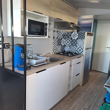 Mobil Avec Vue Exceptionnelle Kamp alanı
