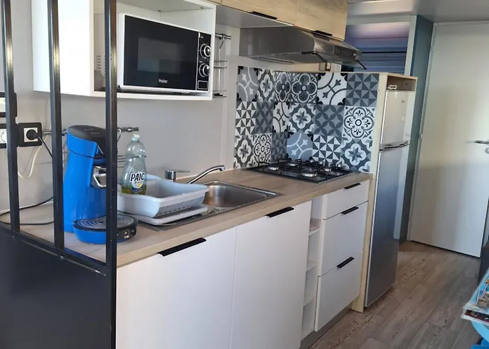 Mobil Avec Vue Exceptionnelle 캠프장